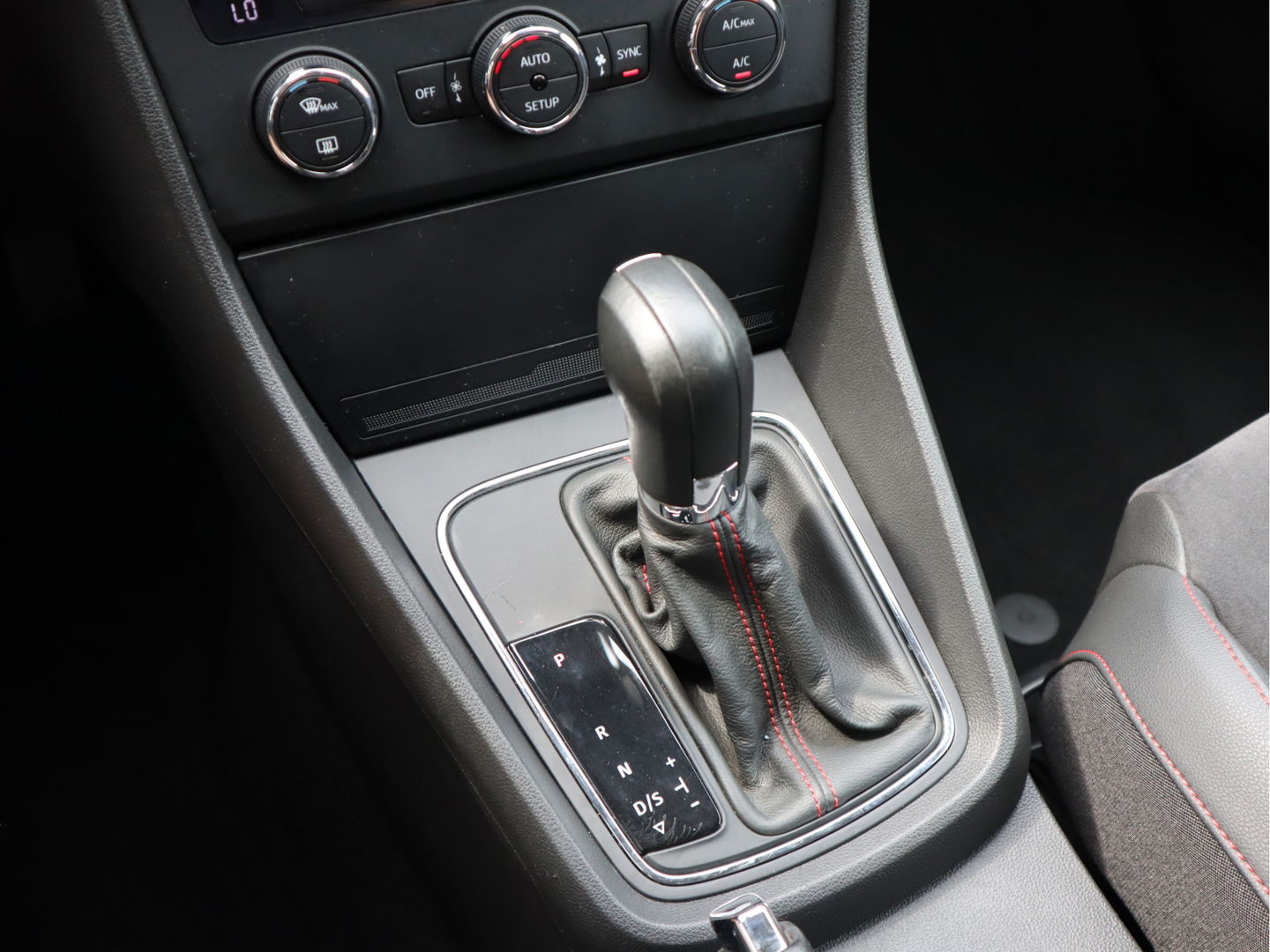 SEAT Leon SC 1.8 TSI FR DSG Automaat - PDC - Cruise - 3 Deurs