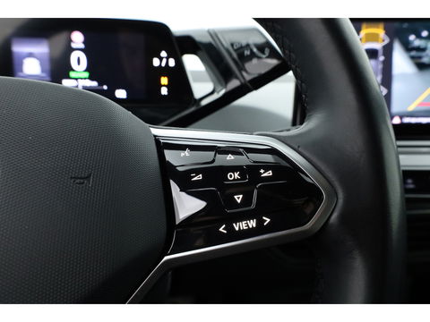Volkswagen ID.3 First 58 kWh | IQ Light | ACC | Keyless | Stoel- Stuurverw. | 19'' | Trekhaak