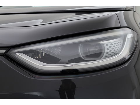 Volkswagen ID.3 First 58 kWh | IQ Light | ACC | Keyless | Stoel- Stuurverw. | 19'' | Trekhaak
