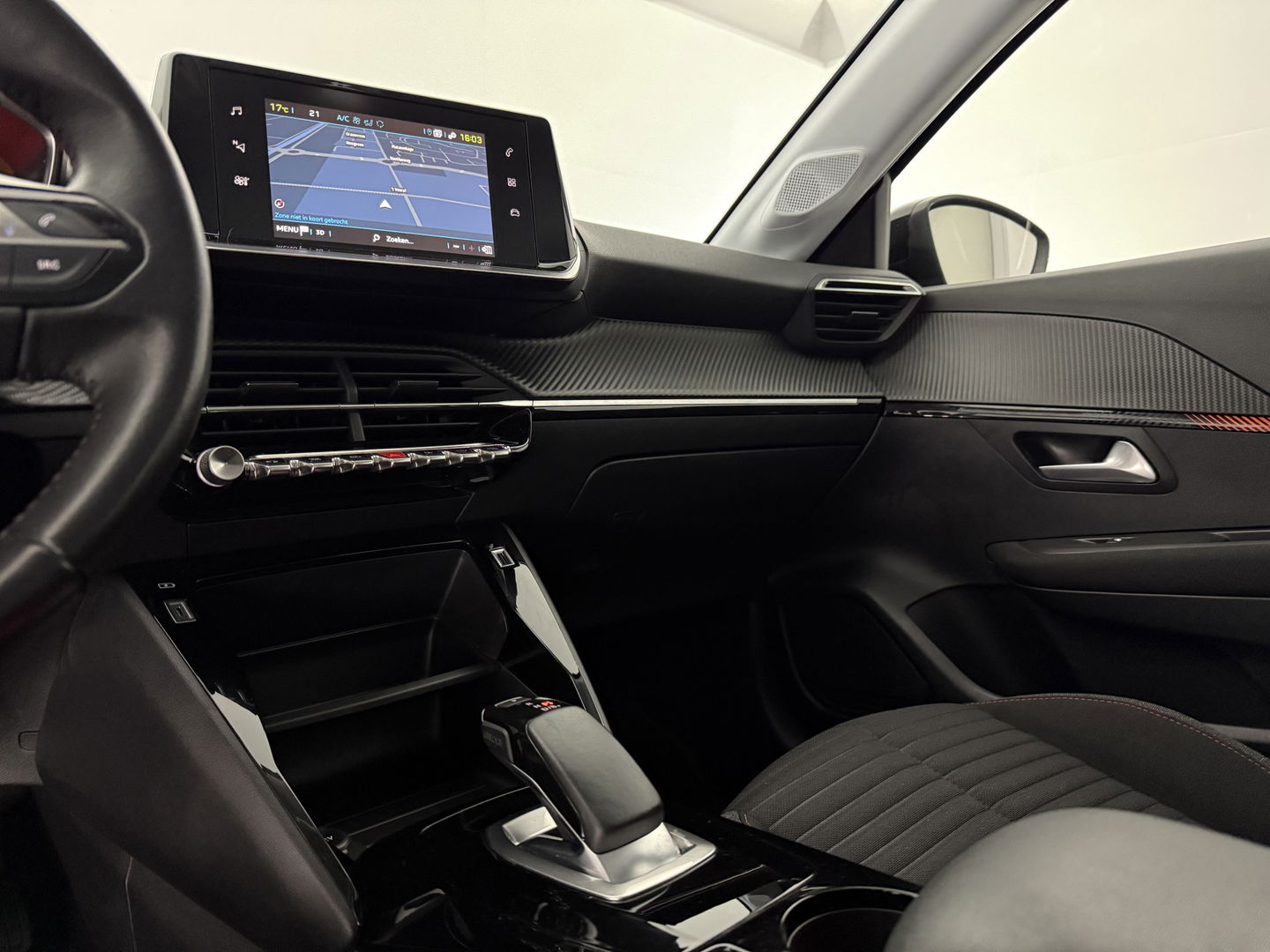 Peugeot 208 EV Active 50 kWh 136PK | Carplay | Parkeersens. | Cruise | Navigatie | LED | NAP