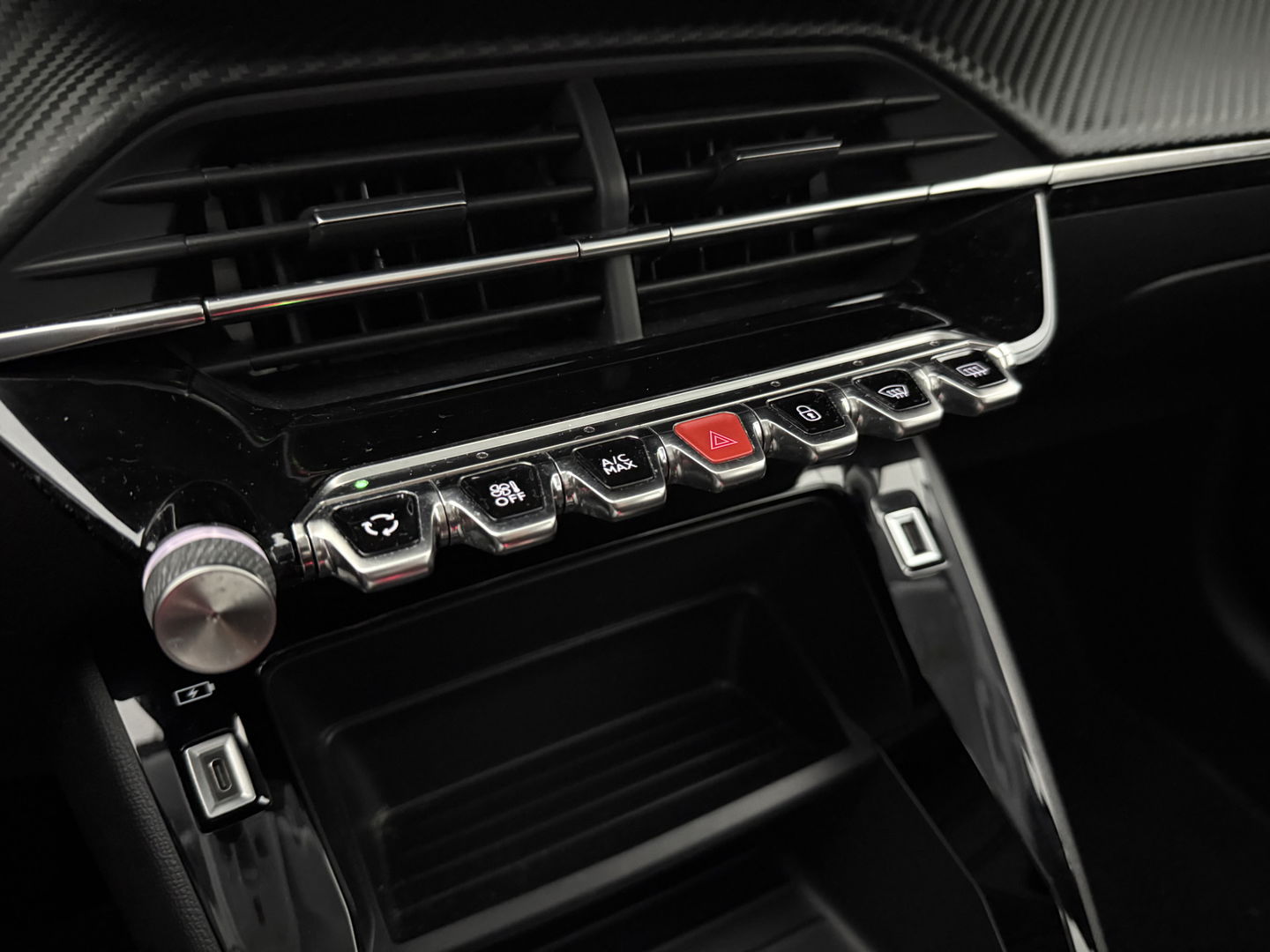 Peugeot 208 EV Active 50 kWh 136PK | Carplay | Parkeersens. | Cruise | Navigatie | LED | NAP