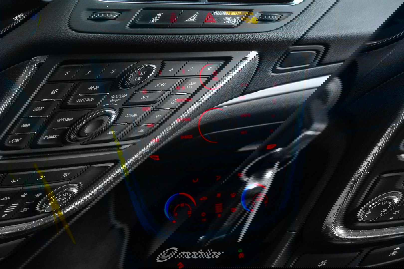 Opel Mokka 1.4 T Edition 4x4 | 1e eigenaar | Dealer OH | Trekhaak | NL auto NAP | Rijklaarprijs | Navigatie |