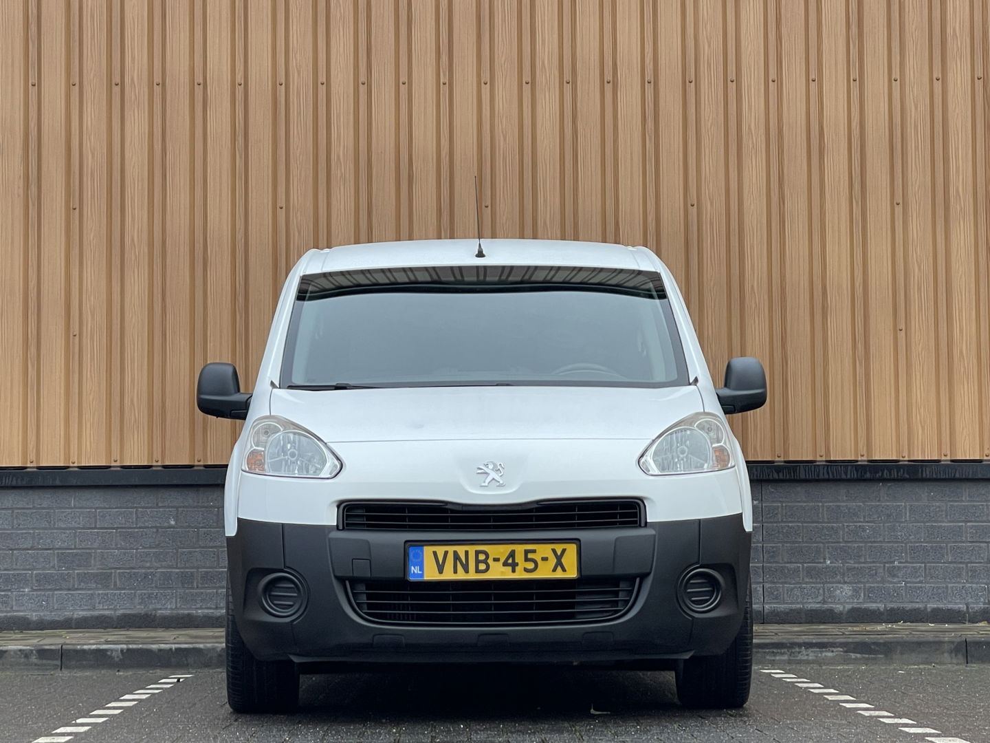 Peugeot Partner 122 1.6 HDI L1 XR Profit + | Radio CD-Speler | Elektrische Ramen | Centrale Deurvergrendeling | Rijmodus Regeling |