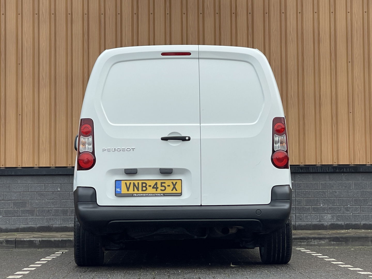 Peugeot Partner 122 1.6 HDI L1 XR Profit + | Radio CD-Speler | Elektrische Ramen | Centrale Deurvergrendeling | Rijmodus Regeling |