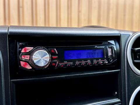 Peugeot Partner 122 1.6 HDI L1 XR Profit + | Radio CD-Speler | Elektrische Ramen | Centrale Deurvergrendeling | Rijmodus Regeling |