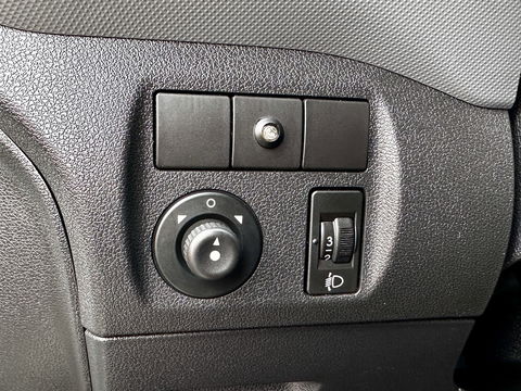 Peugeot Partner 122 1.6 HDI L1 XR Profit + | Radio CD-Speler | Elektrische Ramen | Centrale Deurvergrendeling | Rijmodus Regeling |