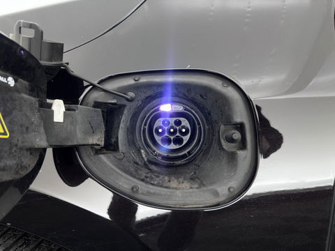 Volvo V60 2.4 D6 Twin Engine AWD Special Edition Plug-In Aut. *PANO | LUXURY-LEATHER | XENON | MEMORY-PACK | HEATED-COMFORTSEATS | NAVI-FULLMAP | CAMERA | ECC | PDC | CRUISE | TOWBAR | 17''ALU*