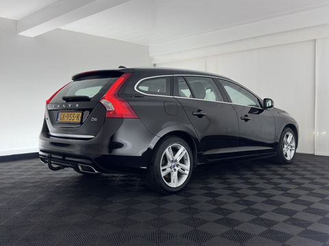 Volvo V60 2.4 D6 Twin Engine AWD Special Edition Plug-In Aut. *PANO | LUXURY-LEATHER | XENON | MEMORY-PACK | HEATED-COMFORTSEATS | NAVI-FULLMAP | CAMERA | ECC | PDC | CRUISE | TOWBAR | 17''ALU*
