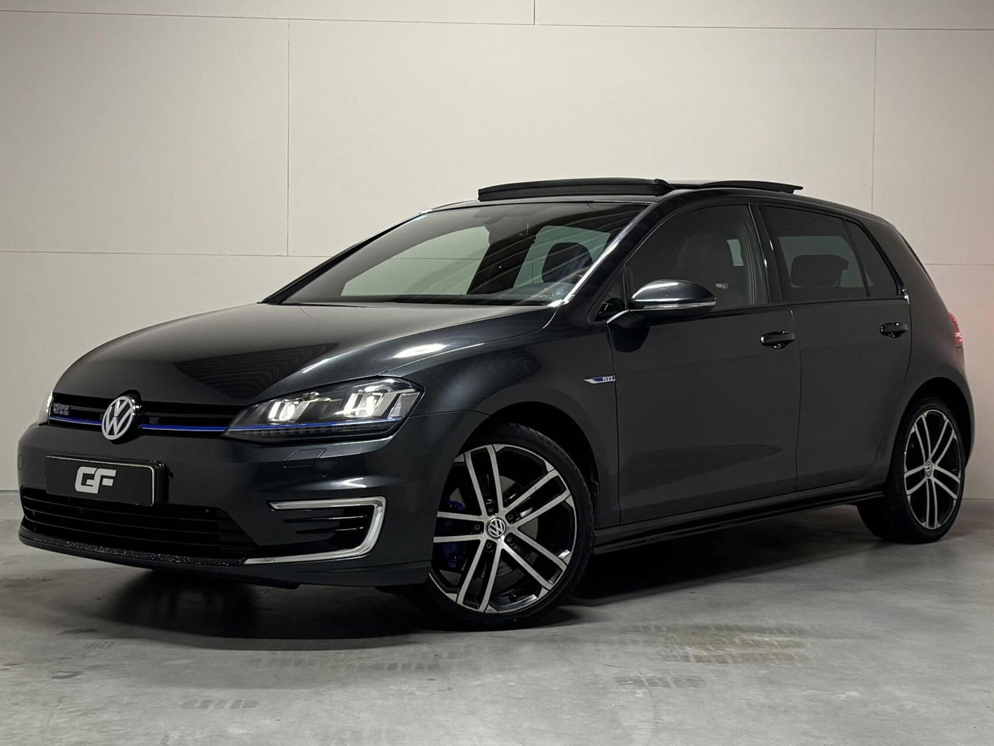 Volkswagen Golf 1.4 TSI GTE Pano PDC navi Cruise NAP stoelverw.