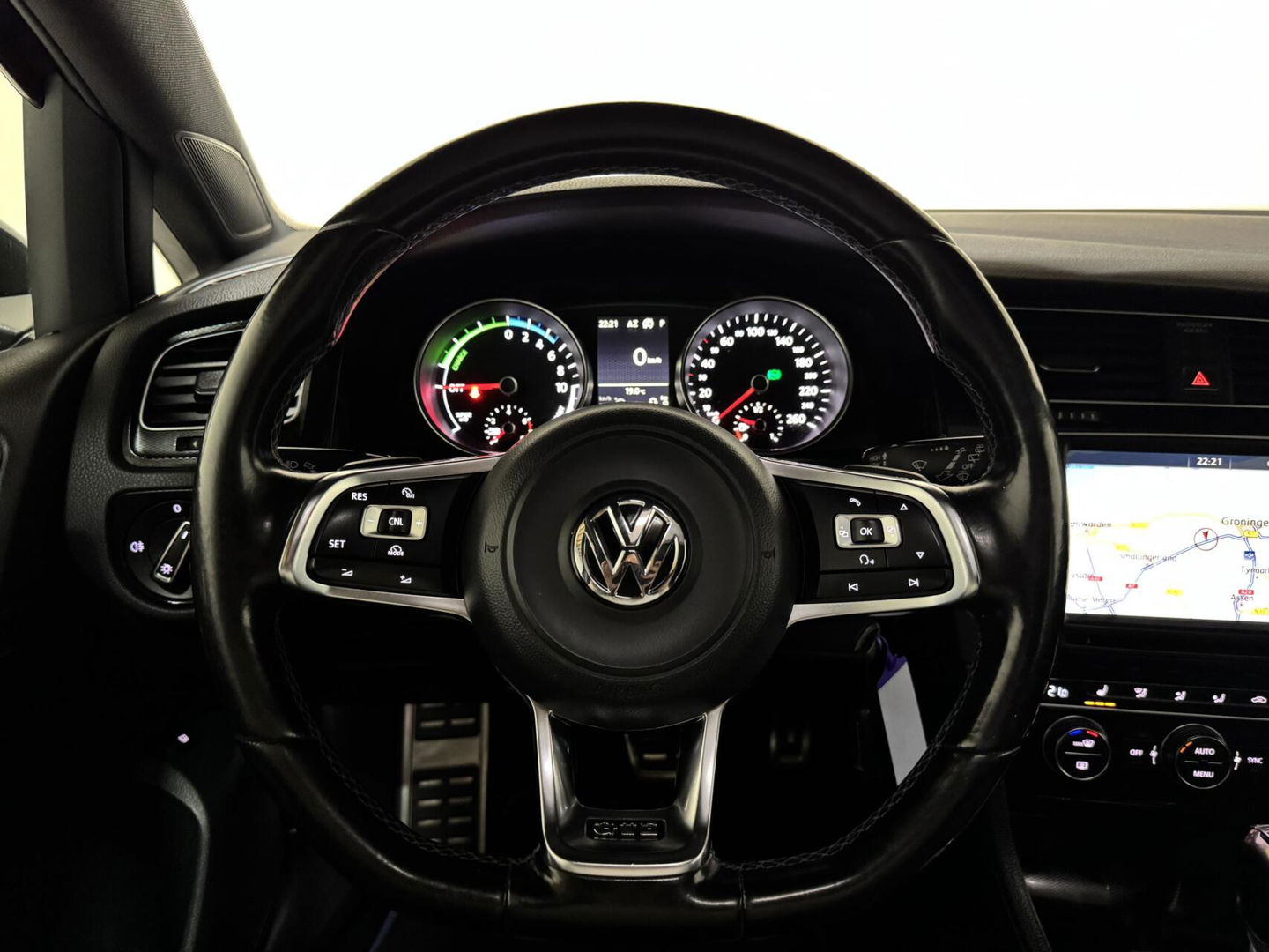 Volkswagen Golf 1.4 TSI GTE Pano PDC navi Cruise NAP stoelverw.