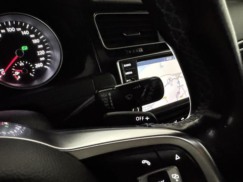 Volkswagen Golf 1.4 TSI GTE Pano PDC navi Cruise NAP stoelverw.