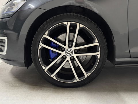 Volkswagen Golf 1.4 TSI GTE Pano PDC navi Cruise NAP stoelverw.