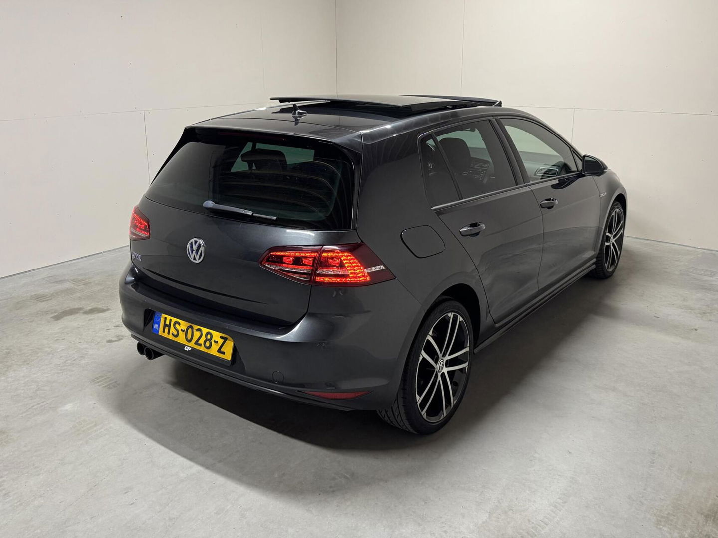 Volkswagen Golf 1.4 TSI GTE Pano PDC navi Cruise NAP stoelverw.