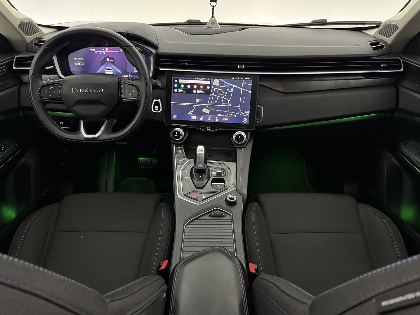 Lynk Co 01 1.5 | Pano | Memory | 360° | Virtual | Sfeerverl. | Keyless | Carplay | Adaptive Cruise