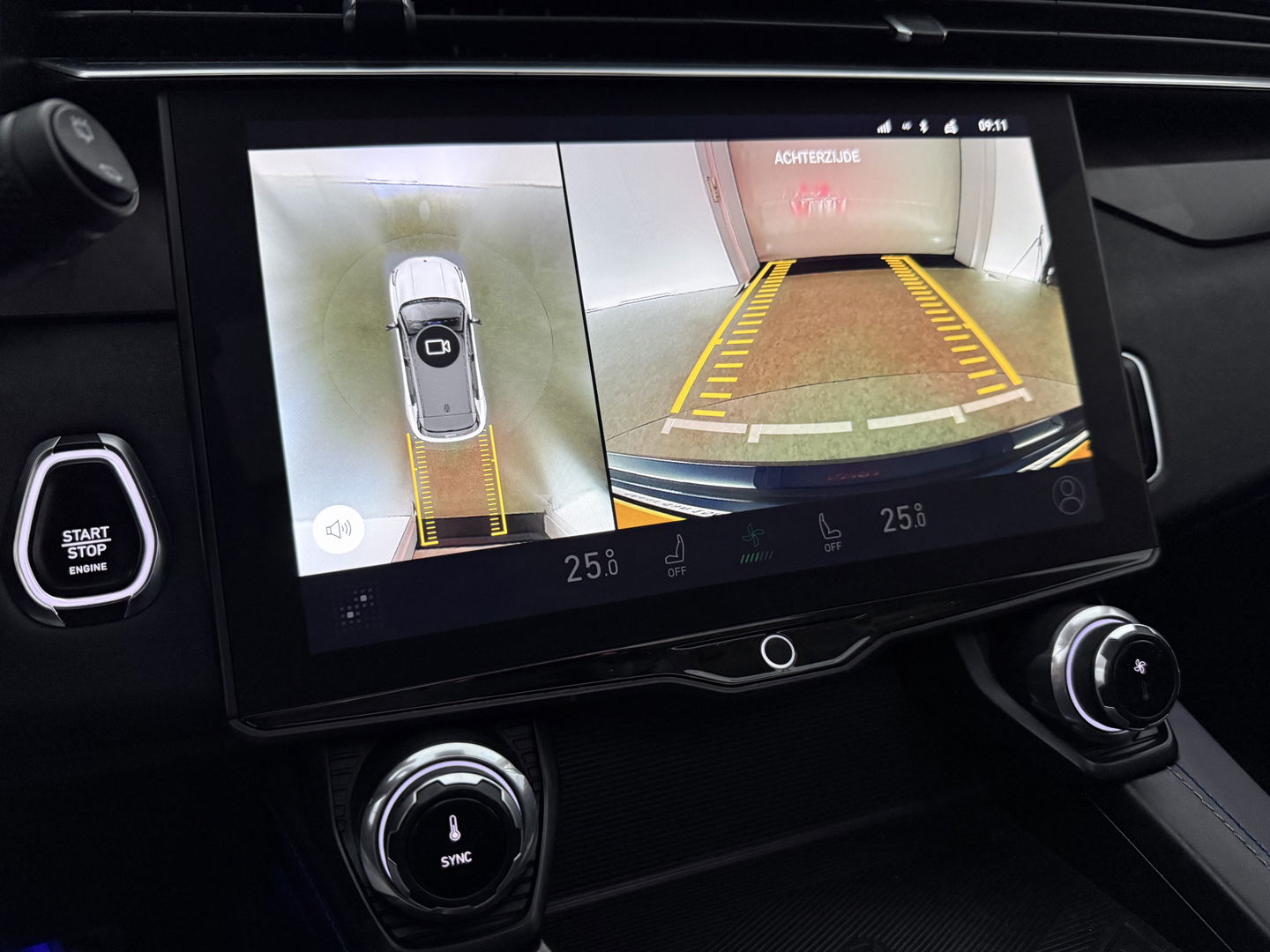 Lynk Co 01 1.5 | Pano | Memory | 360° | Virtual | Sfeerverl. | Keyless | Carplay | Adaptive Cruise