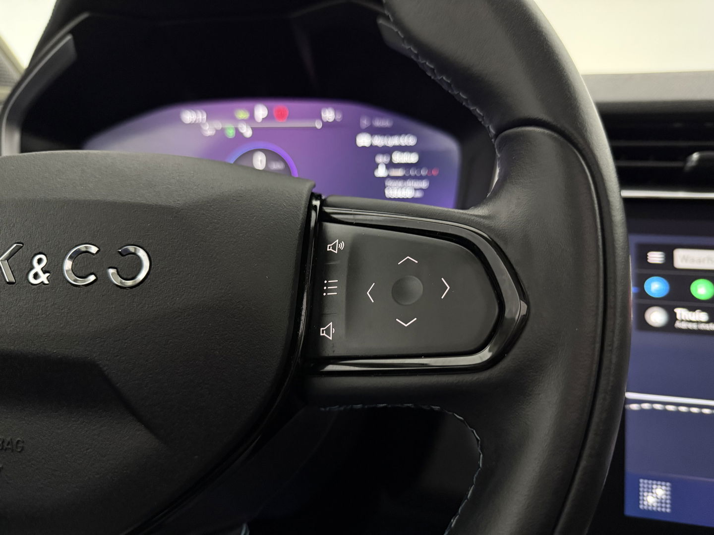 Lynk Co 01 1.5 | Pano | Memory | 360° | Virtual | Sfeerverl. | Keyless | Carplay | Adaptive Cruise