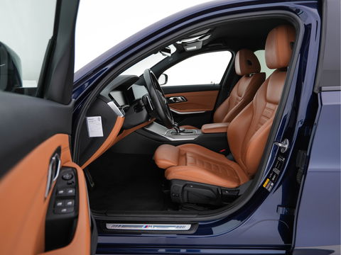 BMW 3-serie 330e eDrive M-Sportpack Edition Plug-In (INCL-BTW) *LUXURY-LEATHER | FULL-LED | HEATED-SPORTSEATS | DIGI-COCKPIT | HIFI-SOUND | NAVI-FULLMAP | AMBIENT-LIGHT | PRIVACY-GLASS | SHIFT-PADDLES | KEYLESS | DAB | ECC | PDC | CARPLAY | ..