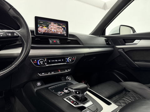 Audi Q5 55 TFSI e Quattro S-line | Luchtvering | Pano | Virtual | Carplay | Trekh. | Keyless | Stoelverw. | Schakelflippers