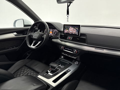 Audi Q5 55 TFSI e Quattro S-line | Luchtvering | Pano | Virtual | Carplay | Trekh. | Keyless | Stoelverw. | Schakelflippers