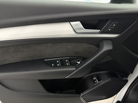 Audi Q5 55 TFSI e Quattro S-line | Luchtvering | Pano | Virtual | Carplay | Trekh. | Keyless | Stoelverw. | Schakelflippers