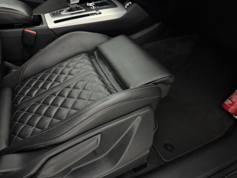 Audi Q5 55 TFSI e Quattro S-line | Luchtvering | Pano | Virtual | Carplay | Trekh. | Keyless | Stoelverw. | Schakelflippers