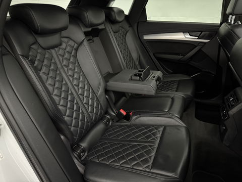 Audi Q5 55 TFSI e Quattro S-line | Luchtvering | Pano | Virtual | Carplay | Trekh. | Keyless | Stoelverw. | Schakelflippers