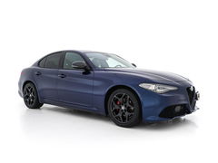 Alfa Romeo Giulia 2.0T B-Tech (INCL-BTW) Aut. *LUXURY-LEATHER | XENON | ADAPTIVE-CRUISE | MEMORY-PACK | HEATED-SPORTSEATS | KEYLESS | CAMERA | NAVI-FULLMAP | DAB+ | SHIFT-PADDLES | PRIVACY-GLASS | ECC | 18"ALU*