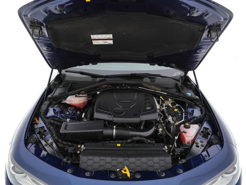 Alfa Romeo Giulia 2.0T B-Tech (INCL-BTW) Aut. *LUXURY-LEATHER | XENON | ADAPTIVE-CRUISE | MEMORY-PACK | HEATED-SPORTSEATS | KEYLESS | CAMERA | NAVI-FULLMAP | DAB+ | SHIFT-PADDLES | PRIVACY-GLASS | ECC | 18"ALU*