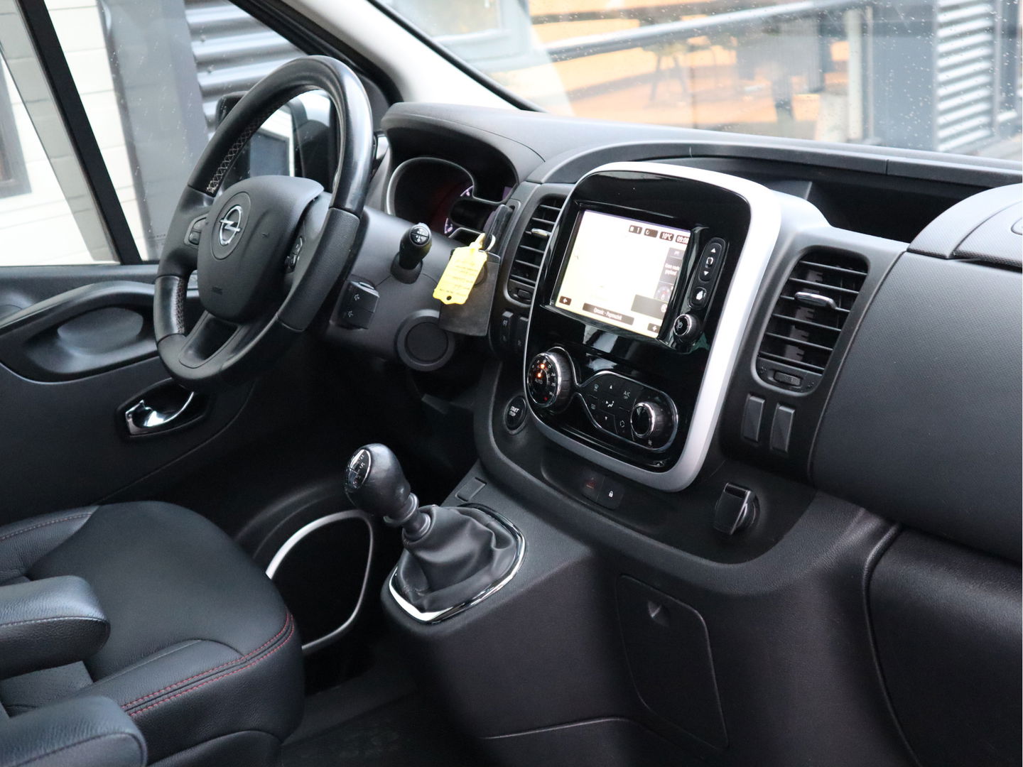 Opel Vivaro 1.6 CDTI 146pk Euro 6 Irmscher GT - DC 5 pers. - Trekhaak - Navi