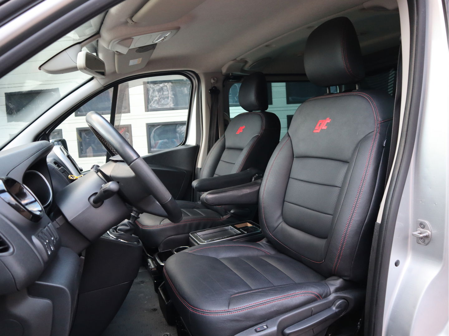 Opel Vivaro 1.6 CDTI 146pk Euro 6 Irmscher GT - DC 5 pers. - Trekhaak - Navi