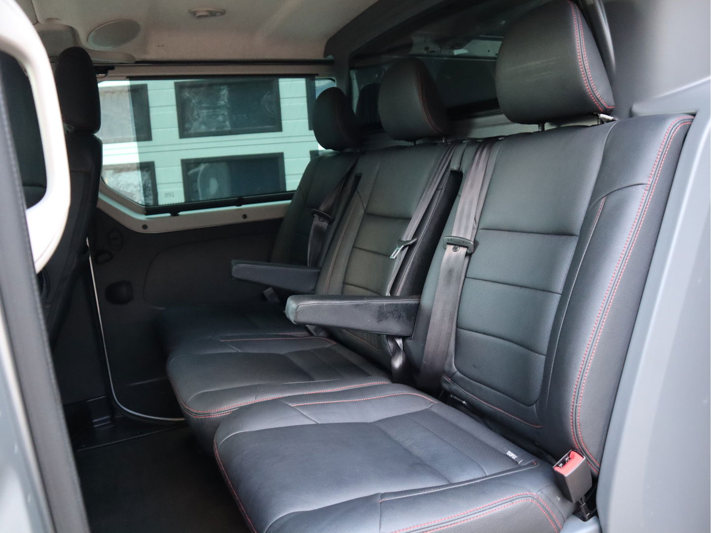 Opel Vivaro 1.6 CDTI 146pk Euro 6 Irmscher GT - DC 5 pers. - Trekhaak - Navi