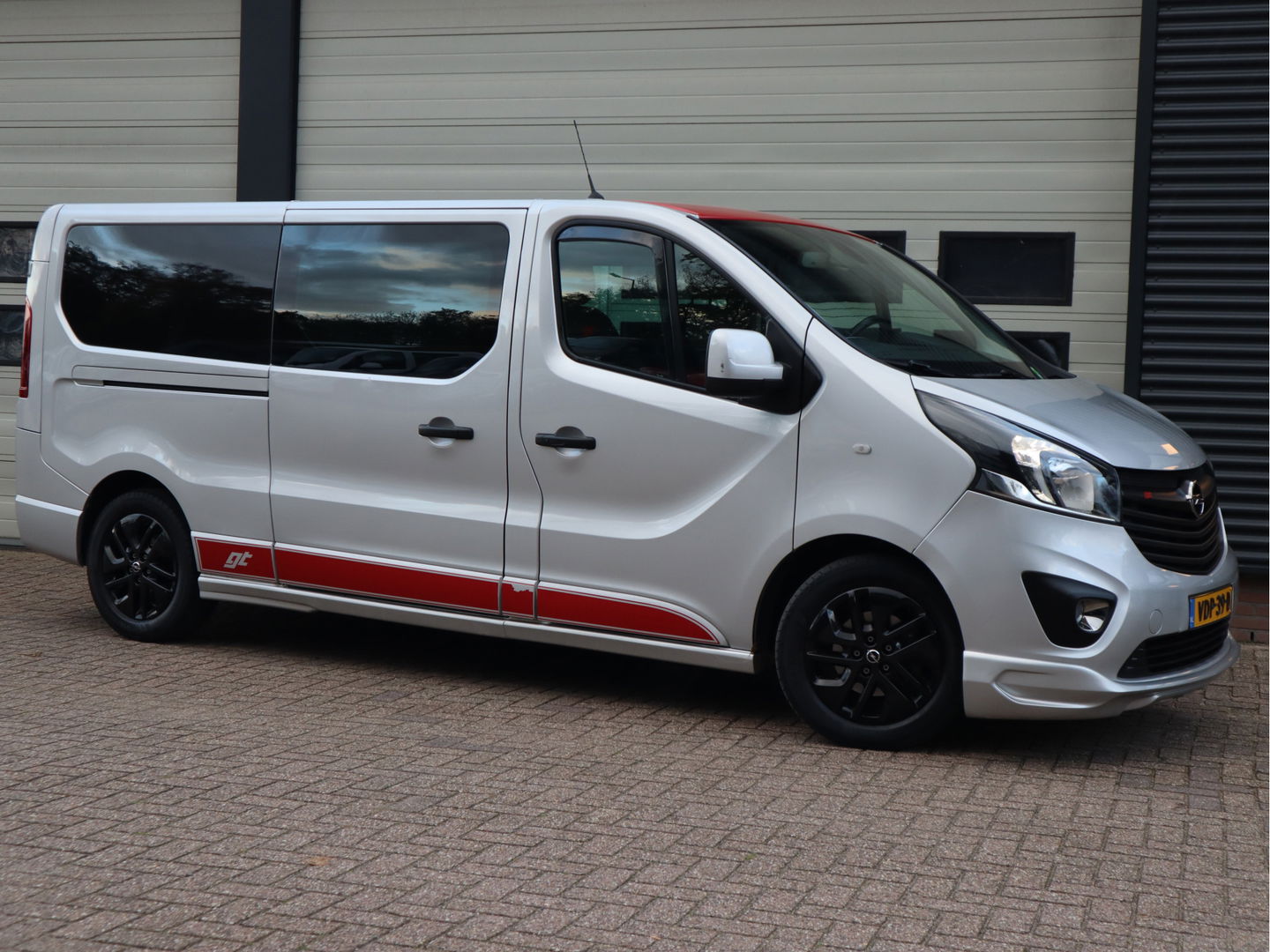 Opel Vivaro 1.6 CDTI 146pk Euro 6 Irmscher GT - DC 5 pers. - Trekhaak - Navi