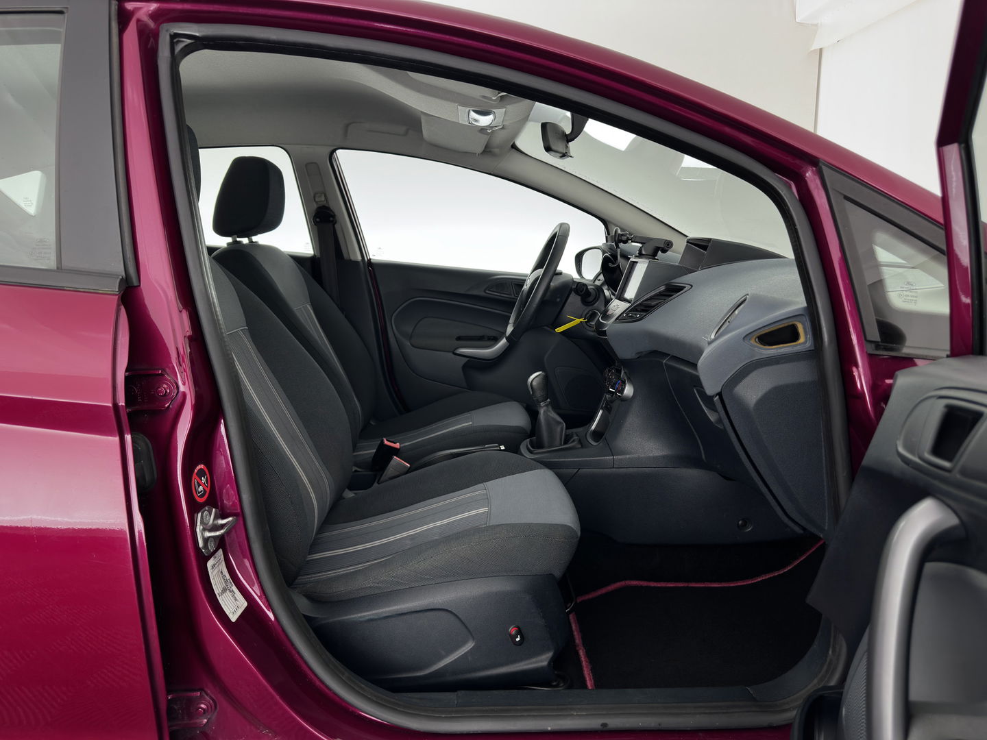 Ford Fiesta 1.4 Trend *NAVI-FULLMAP | HEATED-COMFORTSEATS | AIRCO | CARPLAY | 15''ALU*