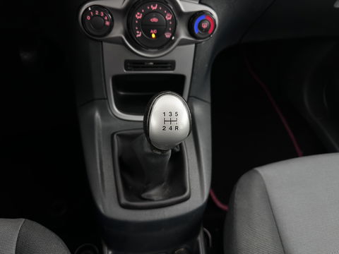 Ford Fiesta 1.4 Trend *NAVI-FULLMAP | HEATED-COMFORTSEATS | AIRCO | CARPLAY | 15''ALU*