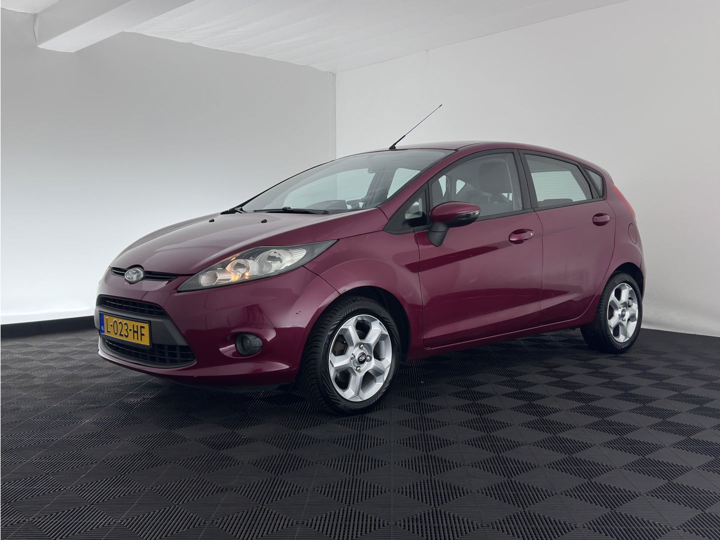 Ford Fiesta 1.4 Trend *NAVI-FULLMAP | HEATED-COMFORTSEATS | AIRCO | CARPLAY | 15''ALU*