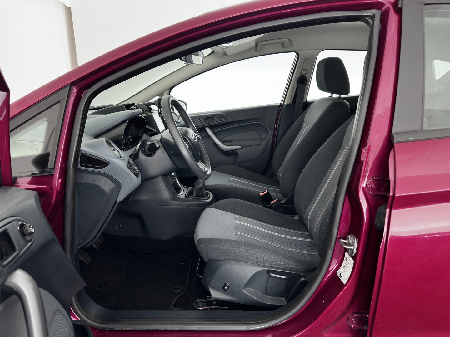 Ford Fiesta 1.4 Trend *NAVI-FULLMAP | HEATED-COMFORTSEATS | AIRCO | CARPLAY | 15''ALU*