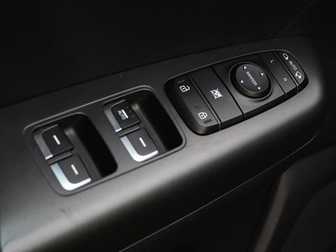 Kia Sportage 1.6 GDI DynamicLine Leder Trekhaak Camera Navigatie Dealeronderhouden