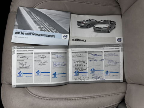 Volvo C70 Convertible 2.0D Momentum Aut. *LUXURY-LEATHER | XENON-PLUS | NAVI-FULLMAP | MEMORY-PACK | HEATED-COMFORTSEATS | ECC | KEYLESS | PDC | CRUISE | 18''ALU*