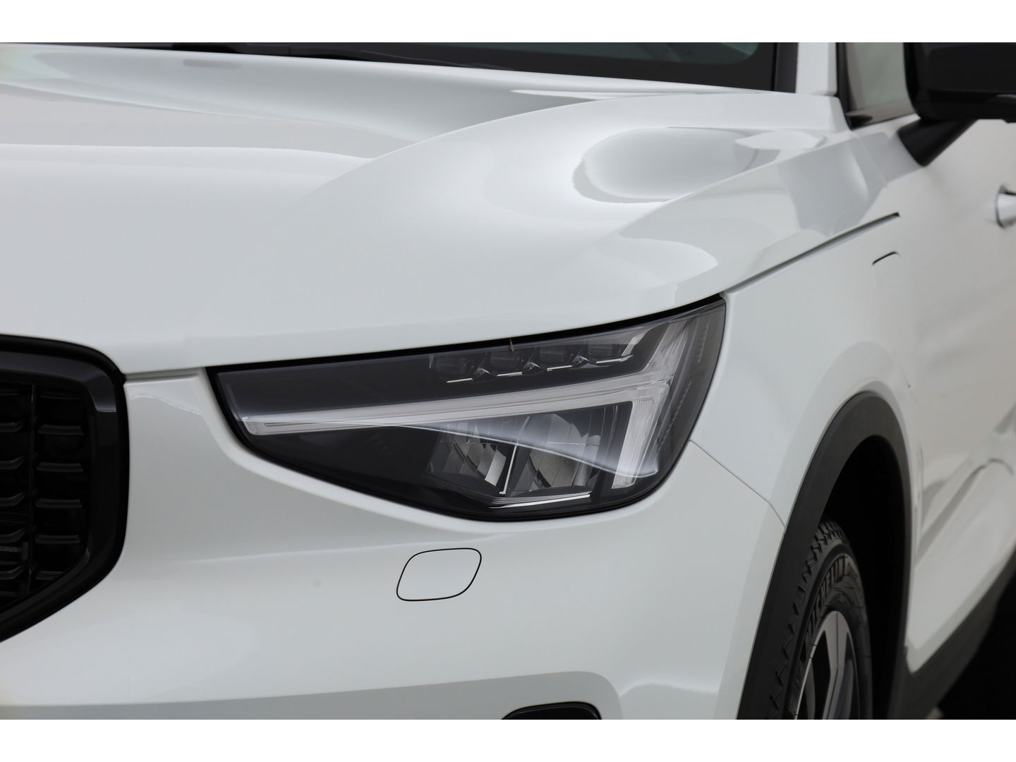 Volvo XC40 1.5 T4 Plug-in hybrid Plus Dark | 360 camera | elek. stoelen + verwarmd | H&K Audio |