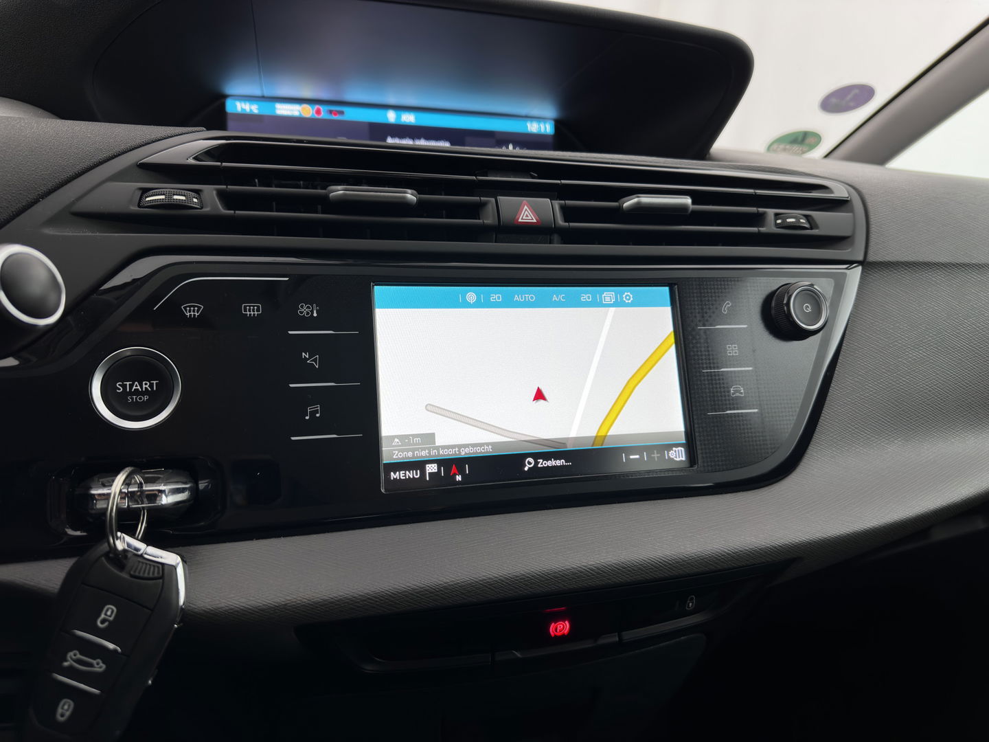 Citroën Grand C4 Spacetourer 1.2 PureTech Business [ 7-Pers. ] (INCL-BTW) *NAVI-FULLMAP | DIGI-COCKPIT | KEYLESS | COMFORT-SEATS | PANO-WINDOW | CARPLAY | ECC | PDC | CRUISE | TOWBAR | SHIFT-PADDELS |  16''ALU*