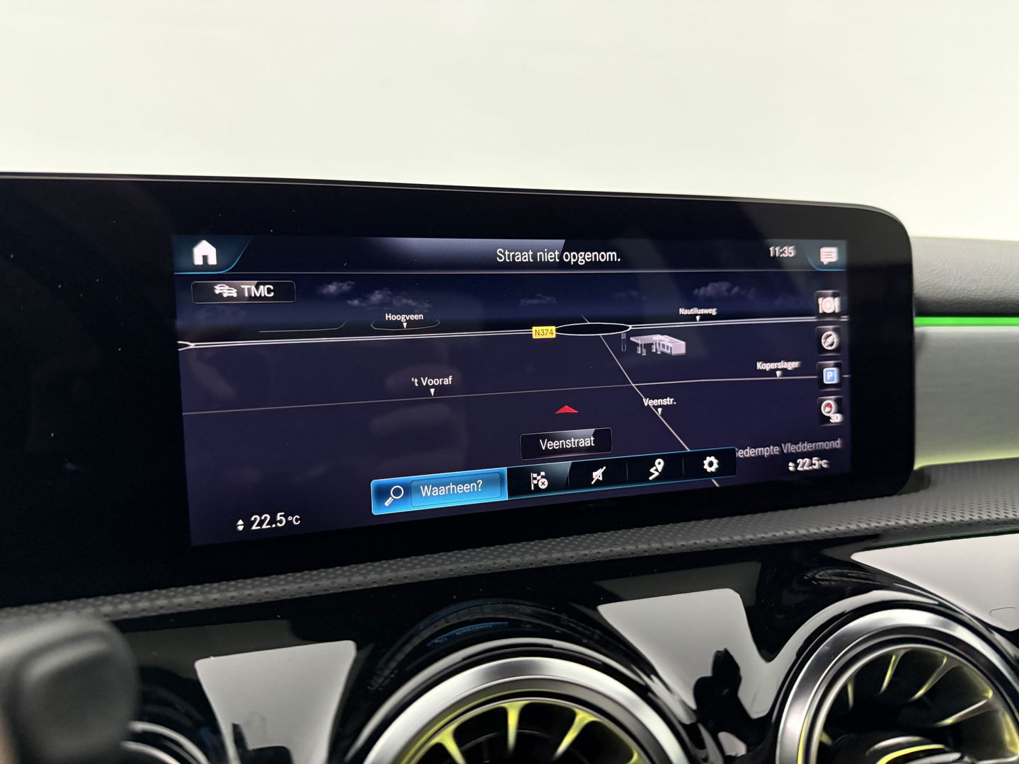 Mercedes-Benz A-Klasse 250 e AMG | Pano | Sfeerverl. | Memory | Virtual | Camera | Keyless | Trekh. | Carplay