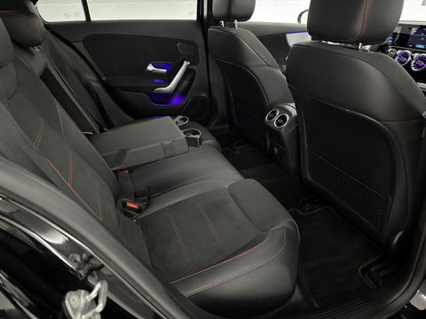 Mercedes-Benz A-Klasse 250 e AMG | Pano | Sfeerverl. | Memory | Virtual | Camera | Keyless | Trekh. | Carplay