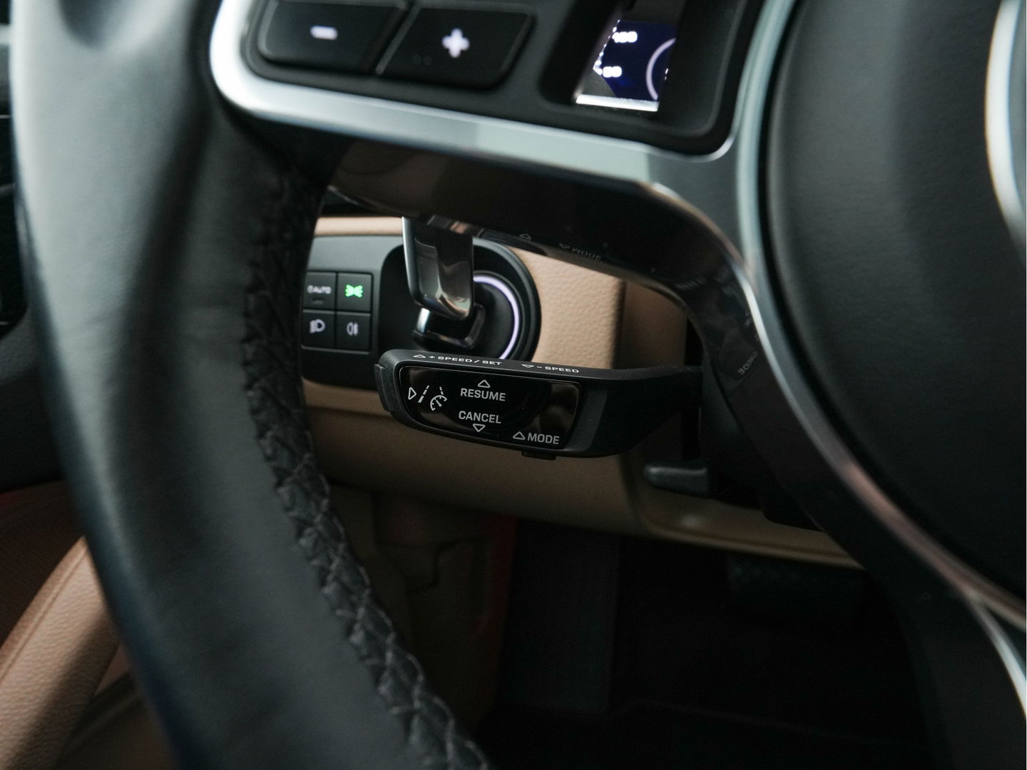 Porsche Cayenne Coupé 3.0 E-Hybrid Platinum Edition (INCL.BTW) *LUXURY-LEATHER | FULL-LED | MEMORY-PACK | BLIND-SPOT | BOSE-SOUND | HEATED-COMFORTSEATS | AIR-SUSPENSION | SPORT-EXHAUST | KEYLESS | CAMERA | DAB+ | NAVI-FULLMAP | TOWBAR | 22''AL