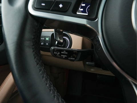 Porsche Cayenne Coupé 3.0 E-Hybrid Platinum Edition (INCL.BTW) *LUXURY-LEATHER | FULL-LED | MEMORY-PACK | BLIND-SPOT | BOSE-SOUND | HEATED-COMFORTSEATS | AIR-SUSPENSION | SPORT-EXHAUST | KEYLESS | CAMERA | DAB+ | NAVI-FULLMAP | TOWBAR | 22''AL