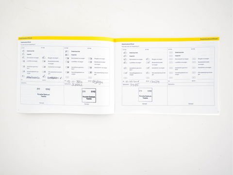 Porsche Cayenne Coupé 3.0 E-Hybrid Platinum Edition (INCL.BTW) *LUXURY-LEATHER | FULL-LED | MEMORY-PACK | BLIND-SPOT | BOSE-SOUND | HEATED-COMFORTSEATS | AIR-SUSPENSION | SPORT-EXHAUST | KEYLESS | CAMERA | DAB+ | NAVI-FULLMAP | TOWBAR | 22''AL