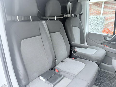 Volkswagen Crafter 30 2.0 TDI L3H2 camera airco cruise nap