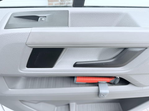 Volkswagen Crafter 30 2.0 TDI L3H2 camera airco cruise nap