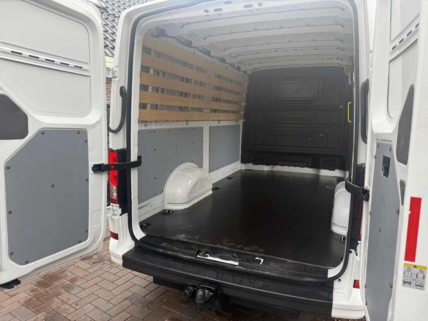 Volkswagen Crafter 30 2.0 TDI L3H2 camera airco cruise nap