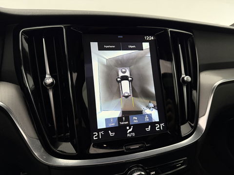 Volvo V60 2.0 T6 Twin Engine AWD 340PK R-Design | Pano | Memory | HuD | Sfeer | Massage | 360° | Trekh. | Stoel/Stuur verwarmd