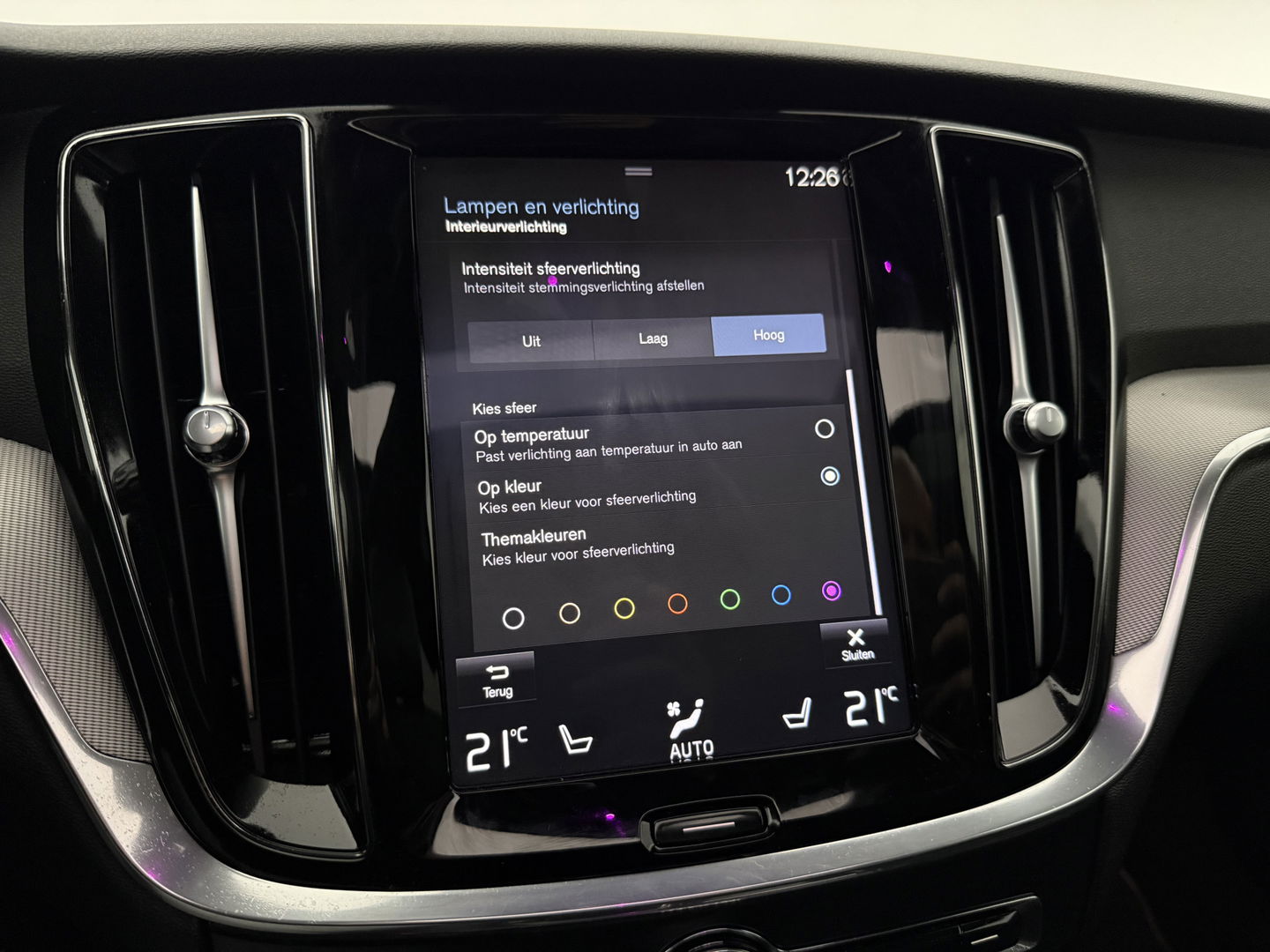 Volvo V60 2.0 T6 Twin Engine AWD 340PK R-Design | Pano | Memory | HuD | Sfeer | Massage | 360° | Trekh. | Stoel/Stuur verwarmd